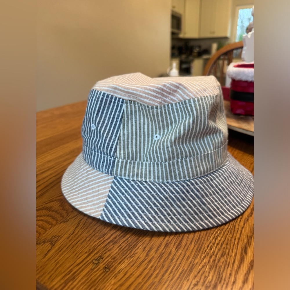 Urban Outfitters Colorblock Striped Bucket Hat, One size